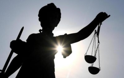 كيف اشتكي على شخص يعمل بالاسود في المانيا؟